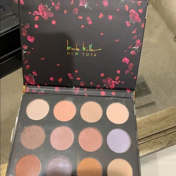 🎉1 hr sale 🎉Make up set bundle 3 set ❤️📦 - Picture 4 of 8